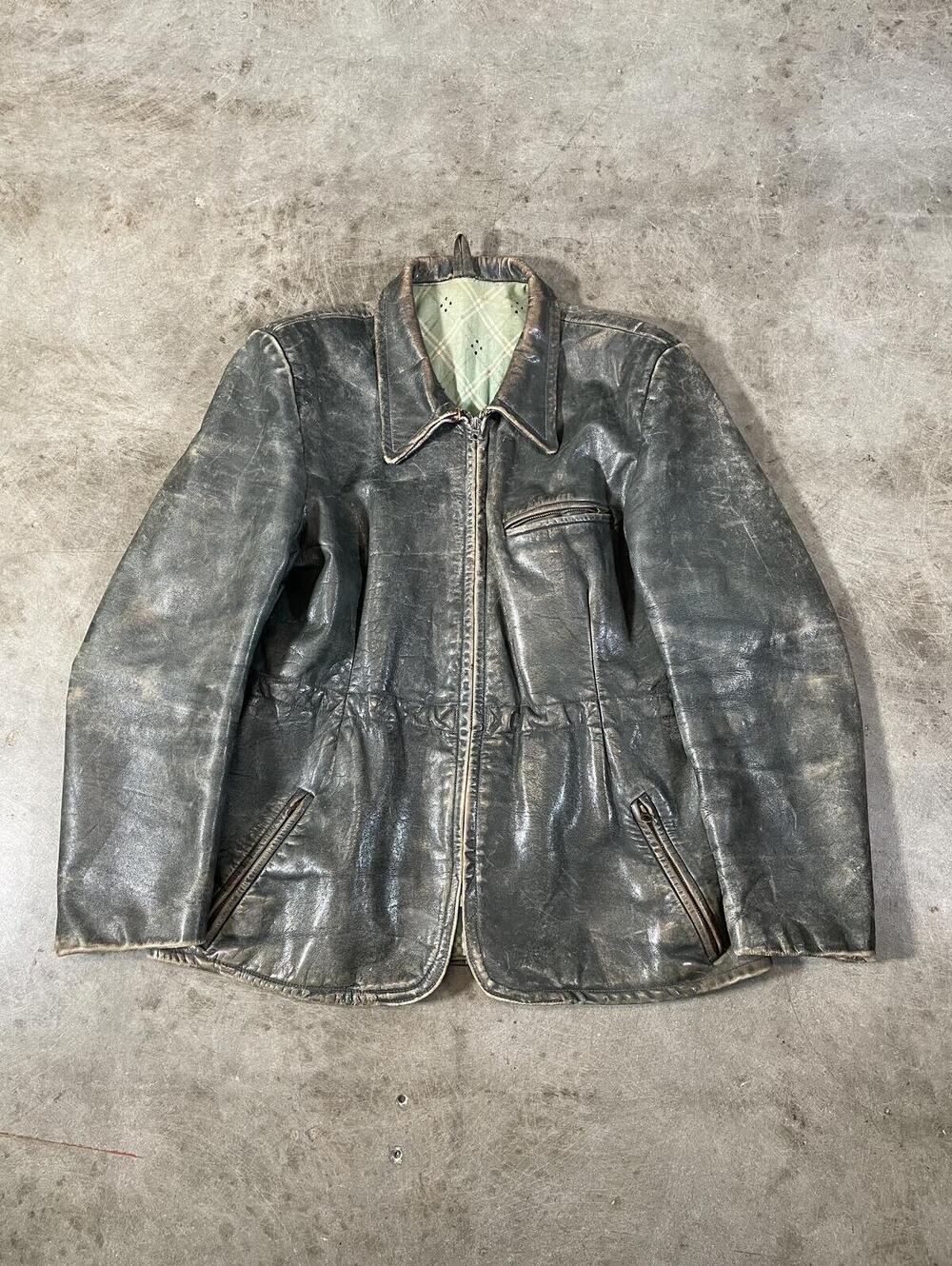Vintage 30s Green Leather German jacket S/M 19x28 distressed